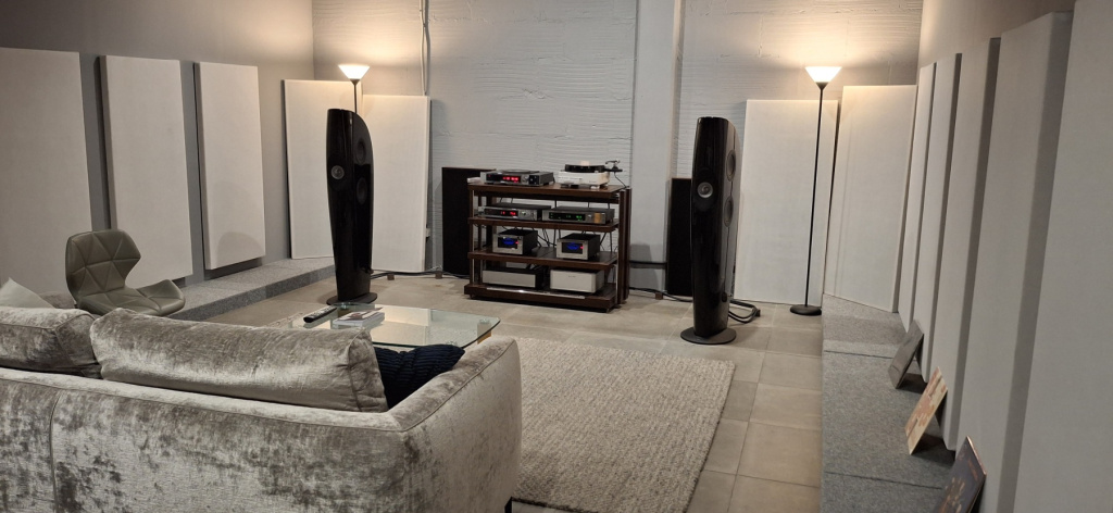 KEF (2).jpg